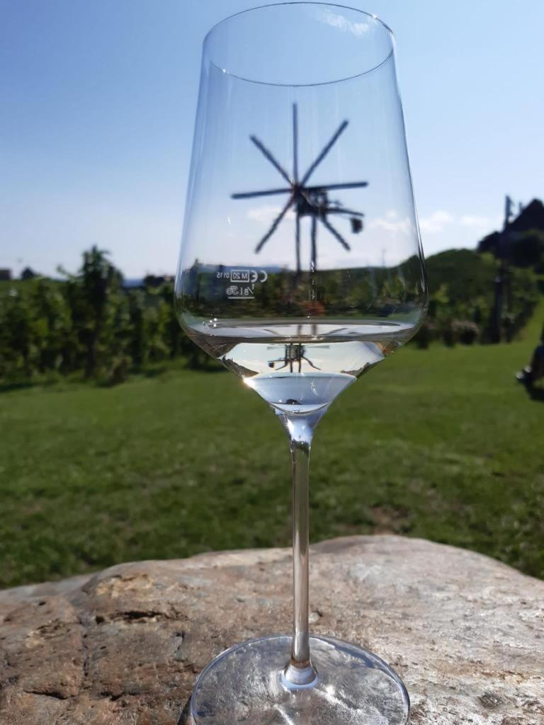 Zweytick Gaestezimmer Weingut Ratsch an der Weinstraße المظهر الخارجي الصورة