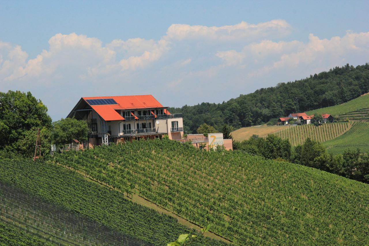 Zweytick Gaestezimmer Weingut Ratsch an der Weinstraße المظهر الخارجي الصورة